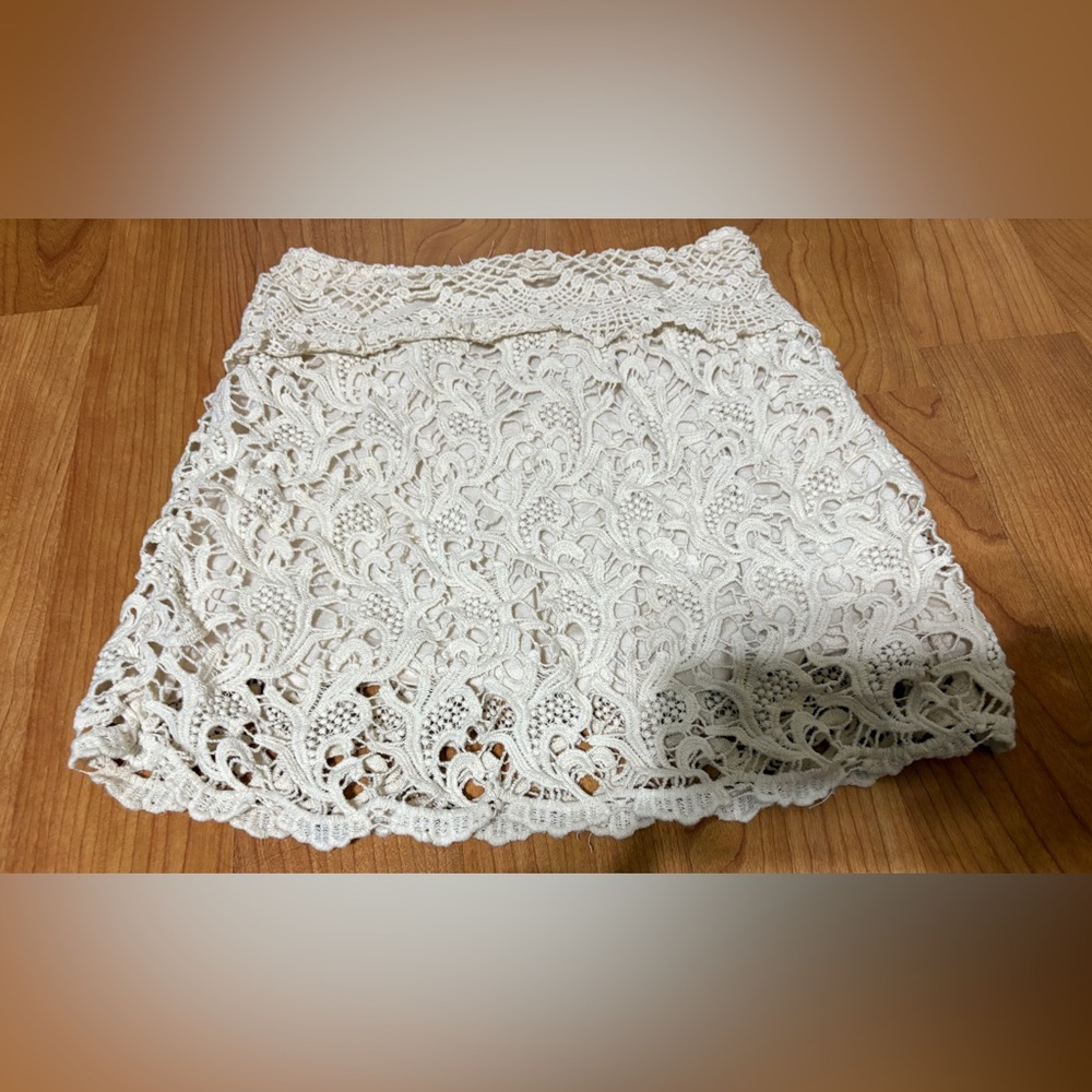 Anthropologie Pins And Needles Off White Lace Zipper Mini Skirt XS